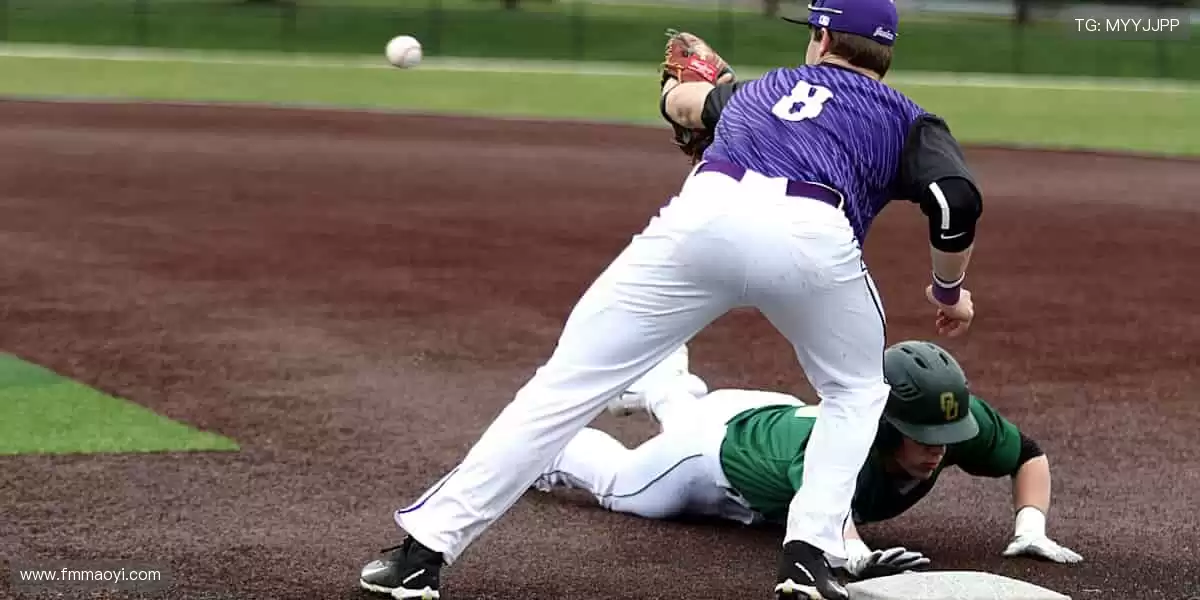 弹幕狂欢，边看边聊！💬 独家解说 + 实时数据，打造沉浸式观赛体验！